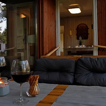 Ferienbeiberlin 度假居 沃尔特斯多夫